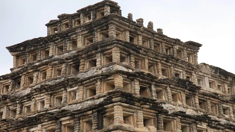 El Tajín | Pirámide de los Nichos